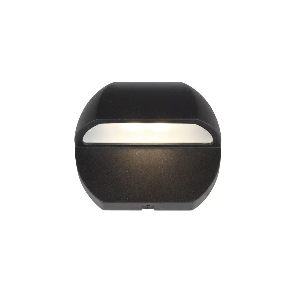105 Lumen Low Voltage Black Integrated LED Outdoor Surface Mount Deck Light